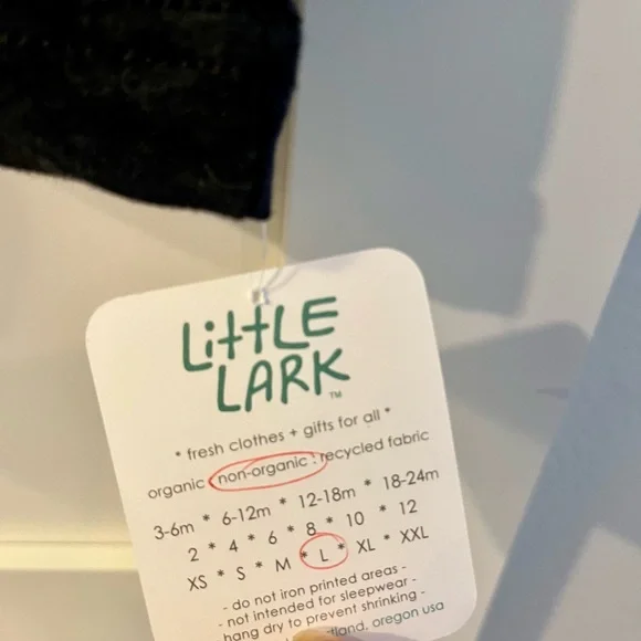 NWT Little Lark Black Cat Unisex T-Shirt (L) - Picture 4 of 5